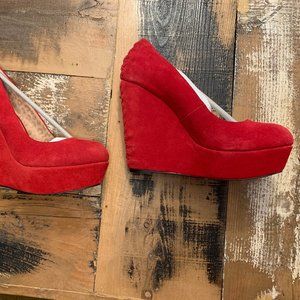 Betsey Johnson Women's Reily Wedge Pump